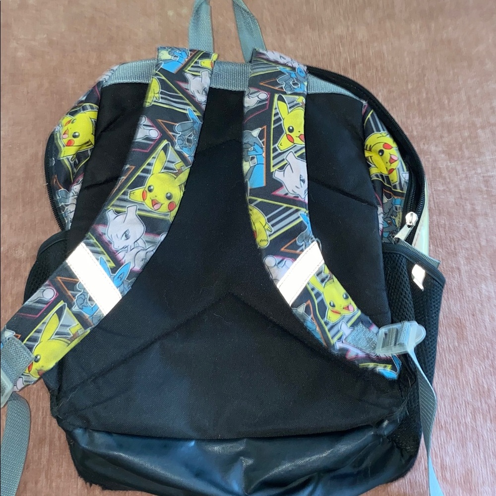 Pokémon Backpack - Picture 2 of 3